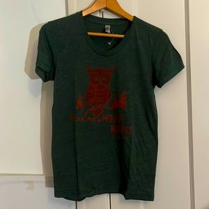 ✅ NWOT AMERICAN APPAREL “The 50/50 Shirt” Short Sleeve Owl Graphic Tee Top Green